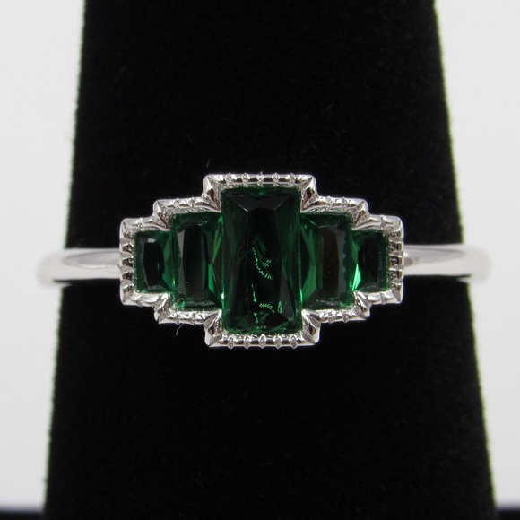 Jewelry - Sterling Silver Radiant Cut Green CZ Diamond Ring